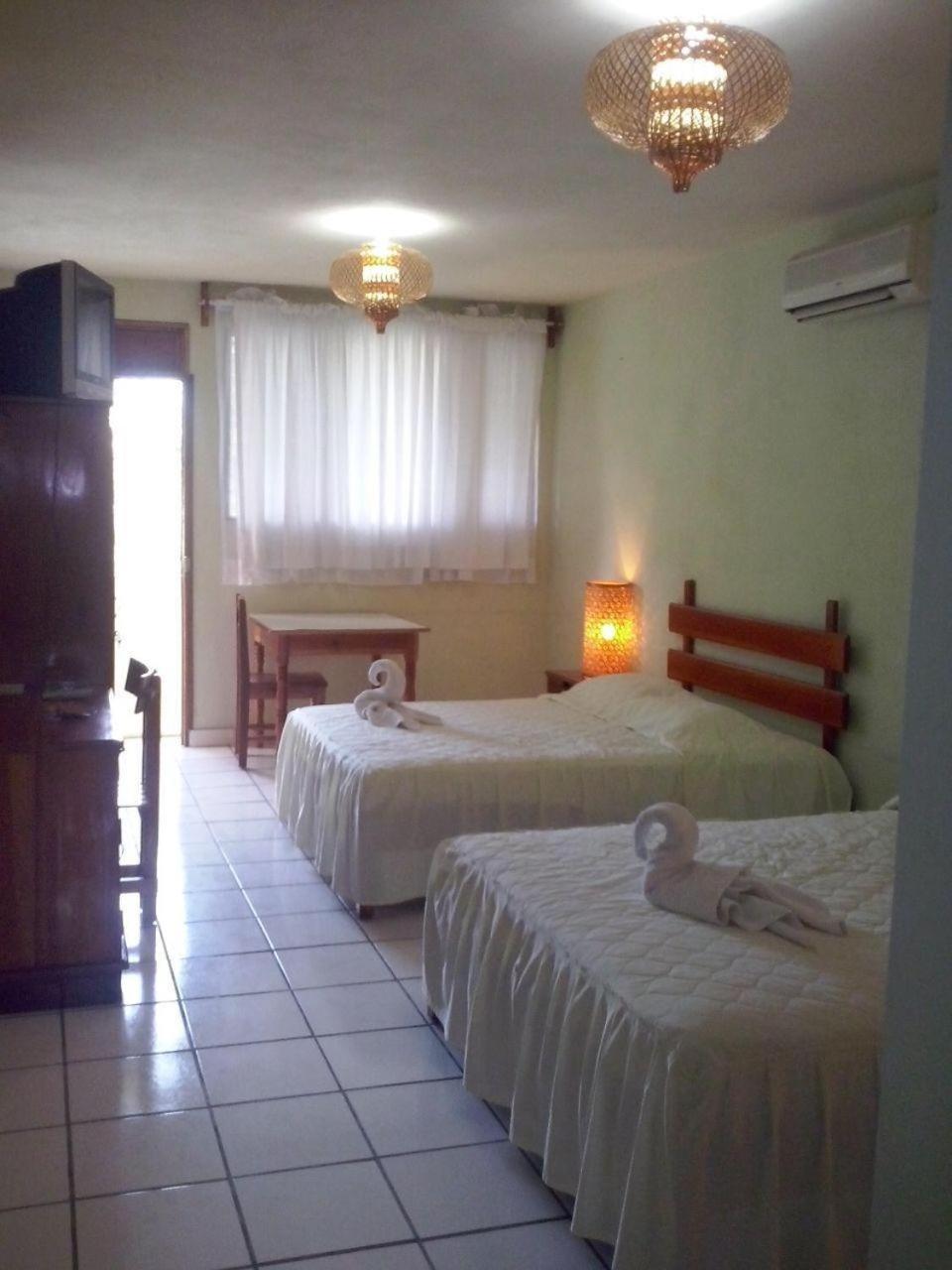 Nakum Hotel Флорес Екстериор снимка